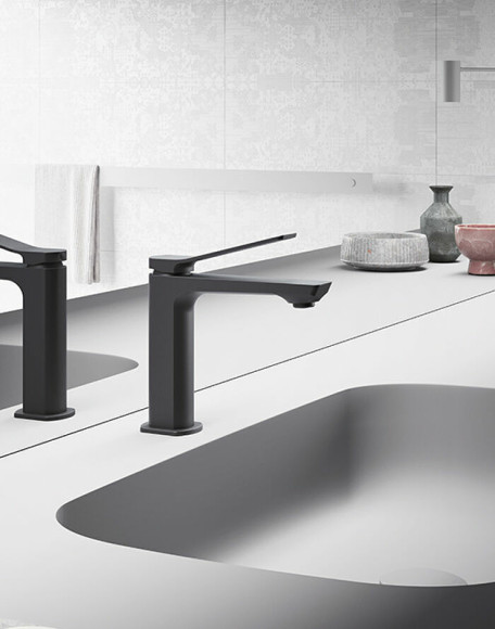 Смеситель для раковины Paffoni Tilt TI071NO Черный матовый