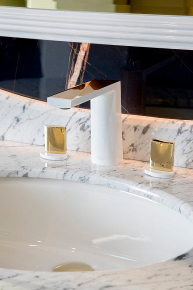 Смеситель для раковины Boheme Venturo 150-WG-TOUCH Белый Золото Смеситель для раковины Boheme Venturo 150-WG-TOUCH Белый Золото