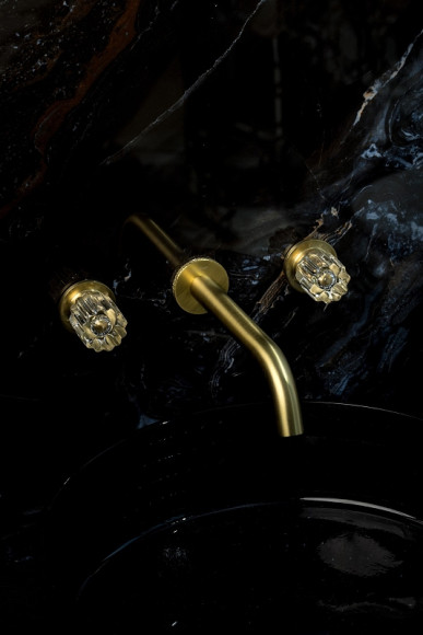 Смеситель для раковины Boheme Elegante 152-2-MG-EL Золото матовое Смеситель для раковины Boheme Elegante 152-2-MG-EL Золото матовое