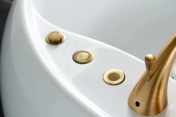 Акриловая ванна BelBagno BB30 155x155 Белая Акриловая ванна BelBagno BB30 155x155 Белая