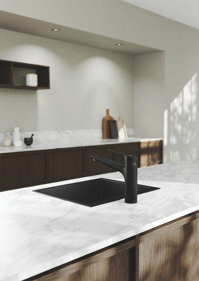 Смеситель для кухни Kludi Mix 329043975 Черный матовый