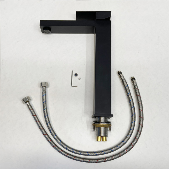 Смеситель для раковины Comforty FC045B-CMT 00004149950 Черный Смеситель для раковины Comforty FC045B-CMT 00004149950 Черный