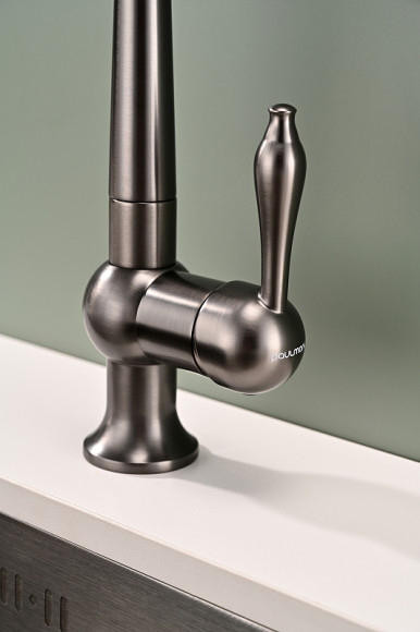 Смеситель для кухни Paulmark Retro Re213226-GM Вороненая сталь Смеситель для кухни Paulmark Retro Re213226-GM Вороненая сталь