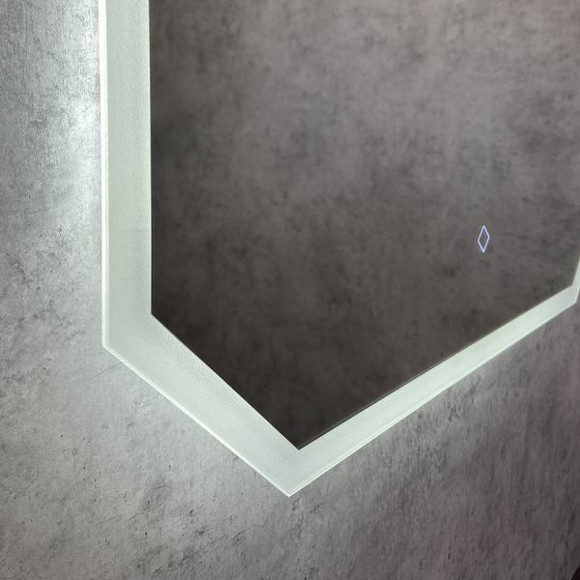 Зеркало Comforty Колеус 65 00-00005259 с подсветкой с сенсорным выключателем Зеркало Comforty Колеус 65 00-00005259 с подсветкой с сенсорным выключателем