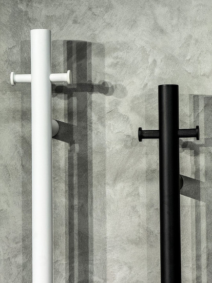 Электрический полотенцесушитель Boheme Uno 726-B Черный матовый Электрический полотенцесушитель Boheme Uno 726-B Черный матовый