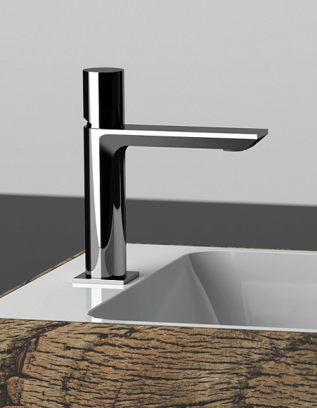 Смеситель для раковины Remer Edge EG512 Хром Смеситель для раковины Remer Edge EG512 Хром