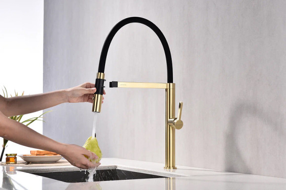 Смеситель для кухни Paulmark Leader Le214101-SBG Светлое брашированное золото