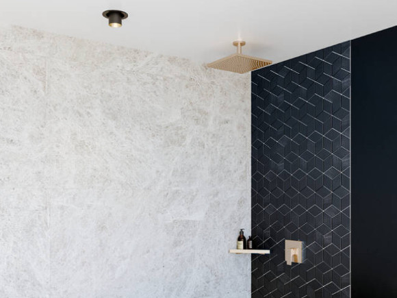 Смеситель для душа Hansgrohe Metropol 32565140 Шлифованная бронза Смеситель для душа Hansgrohe Metropol 32565140 Шлифованная бронза