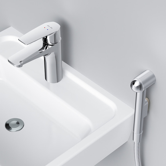 Смеситель для раковины AM.PM Gem F90A03000 с гигиеническим душем Хром Смеситель для раковины AM.PM Gem F90A03000 с гигиеническим душем Хром