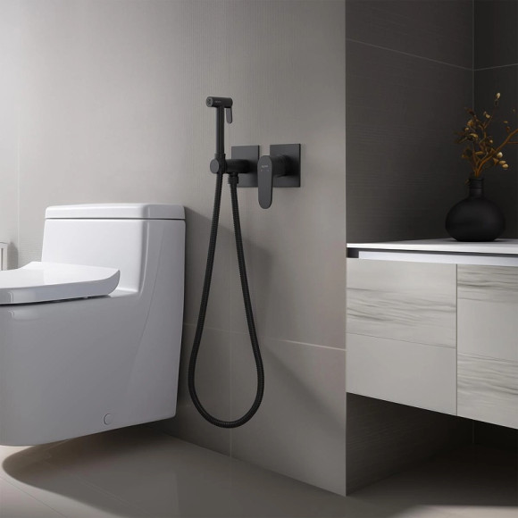 Гигиенический душ со смесителем Aquatek Оберон AQ1220MB Черный матовый