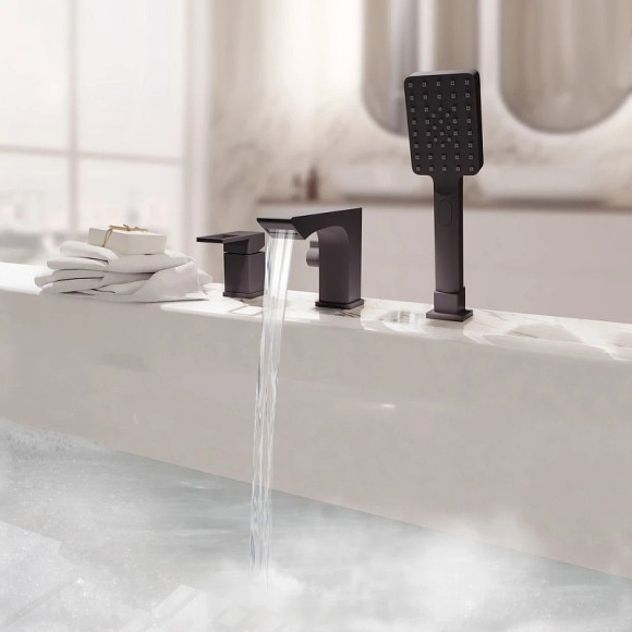 Смеситель на борт ванны ESKO Vela PB 355B Черный матовый Смеситель на борт ванны ESKO Vela PB 355B Черный матовый