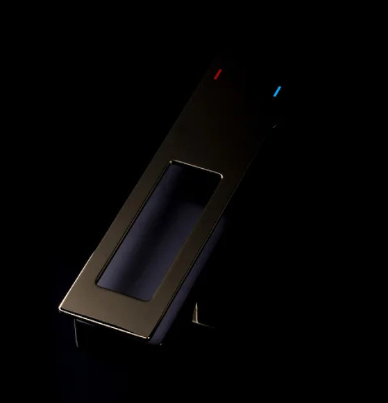 Смеситель для раковины Boheme Q 141-BG Черный Золото