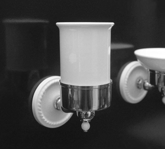 Стакан для зубных щеток Devon&Devon Dorothy DOR403CR Хром Белый Стакан для зубных щеток Devon&Devon Dorothy DOR403CR Хром Белый