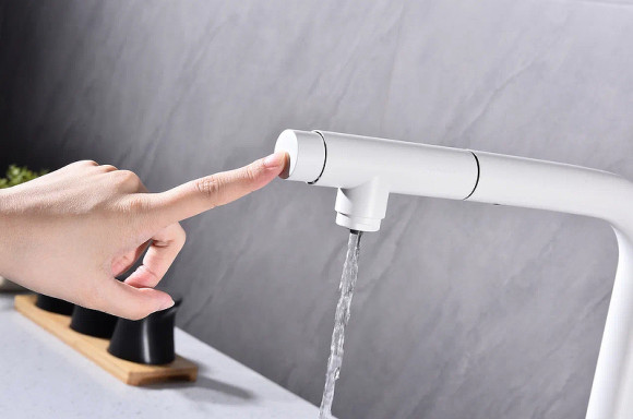 Смеситель для кухни Paulmark Viper Vi213105-431 Белый матовый