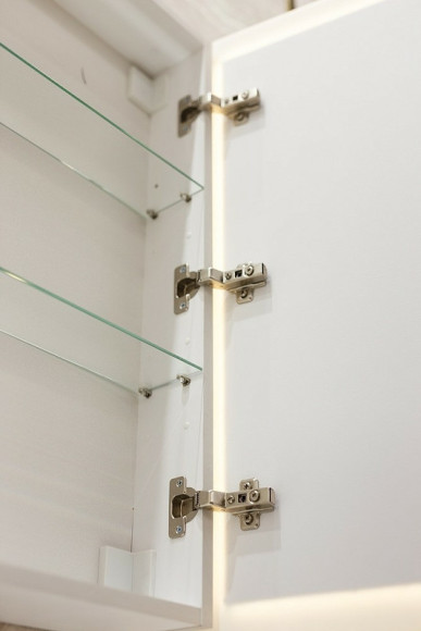 Зеркальный шкаф BelBagno Marino 50 SPC-MAR-500/800-1A-LED-TCH с подсветкой Белый