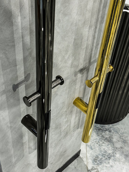 Электрический полотенцесушитель Boheme Uno 726-SGM Оружейная сталь глянцевая Электрический полотенцесушитель Boheme Uno 726-SGM Оружейная сталь глянцевая