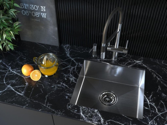 Кухонная мойка Paulmark Aller 48 Uni PM804844-BS Брашированная сталь Кухонная мойка Paulmark Aller 48 Uni PM804844-BS Брашированная сталь