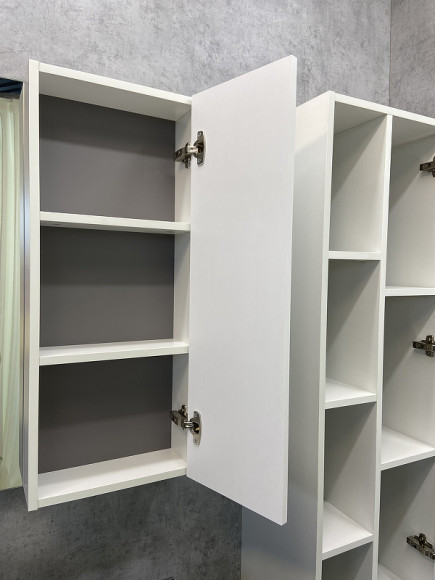 Зеркало со шкафом Comforty Милан 90 00004137130 Белый глянец Зеркало со шкафом Comforty Милан 90 00004137130 Белый глянец