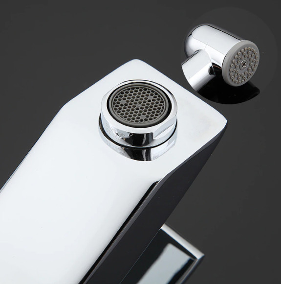 Смеситель для раковины Gappo G07 G1207 с гигиеническим душем Хром