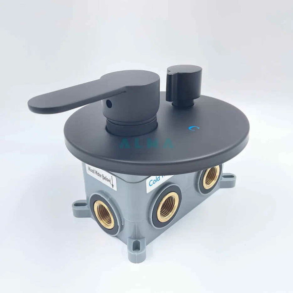 Душевая система ALMAes Ruver TVZ-8830 Черная матовая Душевая система ALMAes Ruver TVZ-8830 Черная матовая