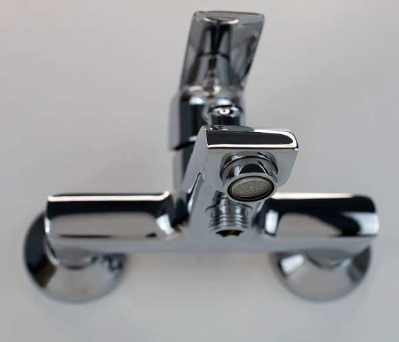 Смеситель для ванны ESKO Dublin DB 54 Хром Смеситель для ванны ESKO Dublin DB 54 Хром