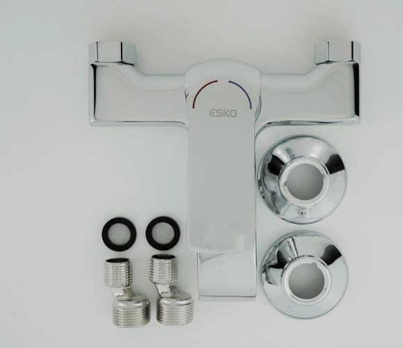 Смеситель для ванны ESKO Dublin DB 54 Хром Смеситель для ванны ESKO Dublin DB 54 Хром