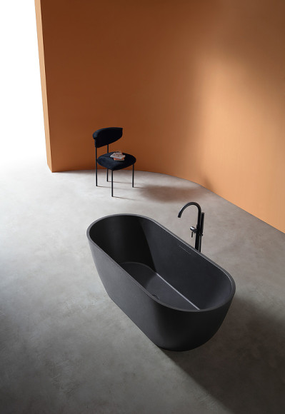 Ванна из искусственного камня Abber Frankfurt 170x75 AM9941B Черная без гидромассажа