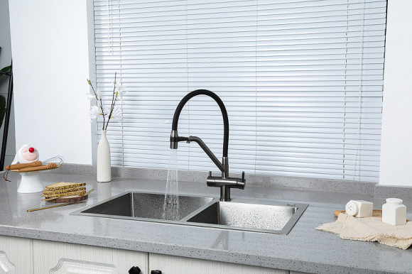 Смеситель для кухни Gappo G4398-89 Оружейная сталь Черный