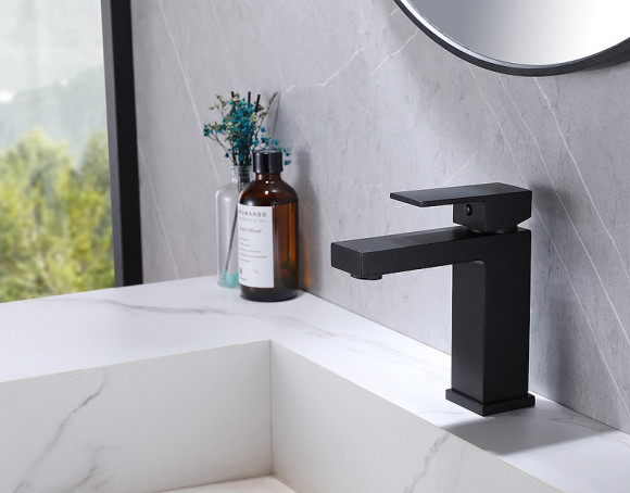 Смеситель для раковины Abber Daheim AF8210B Черный матовый Смеситель для раковины Abber Daheim AF8210B Черный матовый