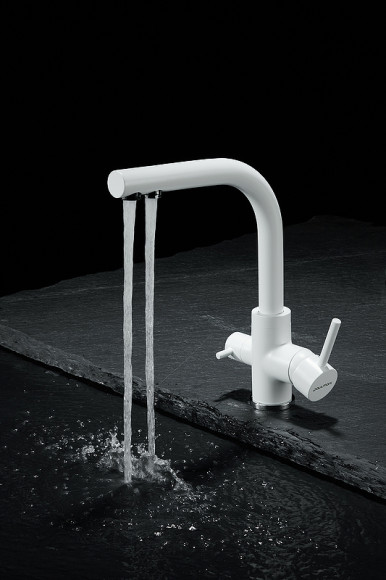 Смеситель для кухни Paulmark Essen Es213011-431TW Белый матовый