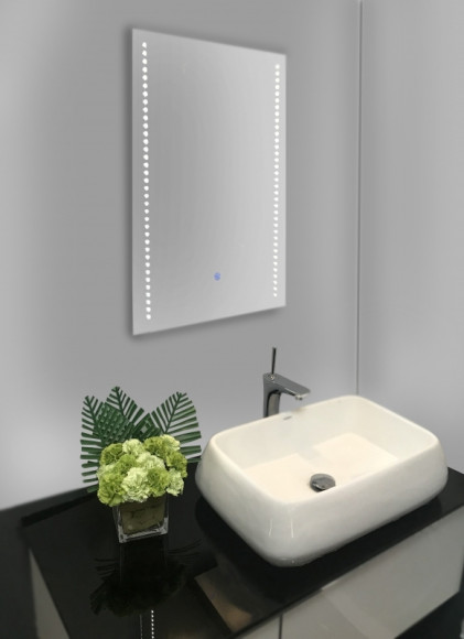 Зеркало WeltWasser Elta 60x80 с подсветкой 10000000991 Хром Зеркало WeltWasser Elta 60x80 с подсветкой 10000000991 Хром