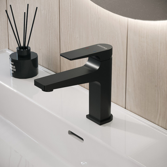 Смеситель для раковины Grossman Classic 510.K35.04.210 Черный матовый Смеситель для раковины Grossman Classic 510.K35.04.210 Черный матовый