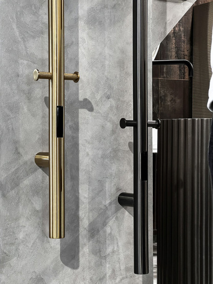 Электрический полотенцесушитель Boheme Uno 726-GM Оружейная сталь Электрический полотенцесушитель Boheme Uno 726-GM Оружейная сталь