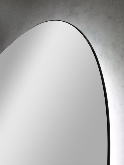 Зеркало Континент Voyage 700х1000 ЗЛП615 с подсветкой с сенсорным выключателем Зеркало Континент Voyage 700х1000 ЗЛП615 с подсветкой с сенсорным выключателем