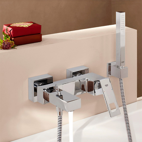 Смеситель для ванны Grohe Eurocube 23140000 Хром Смеситель для ванны Grohe Eurocube 23140000 Хром