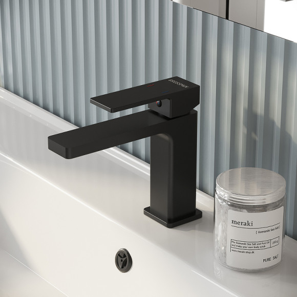 Смеситель для раковины Grossman Style 510.K35.05.210 Черный матовый Смеситель для раковины Grossman Style 510.K35.05.210 Черный матовый