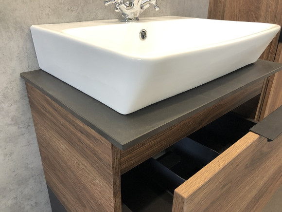 Тумба с раковиной Comforty Штутгарт 60 00004151039 подвесная Дуб темно-коричневый Черная столешница