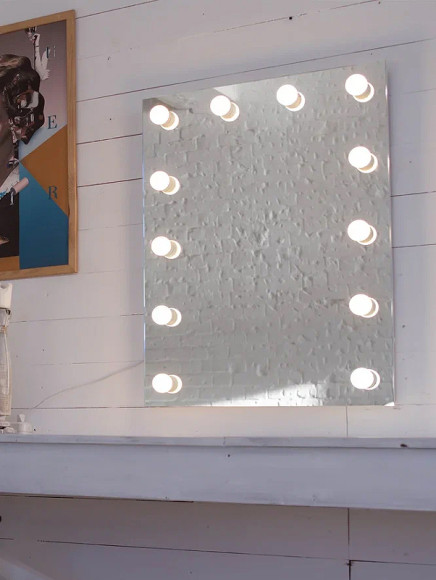 Зеркало Континент Бриджит 600х800 ЗЛП1613 гримерное с подсветкой с механическим выключателем