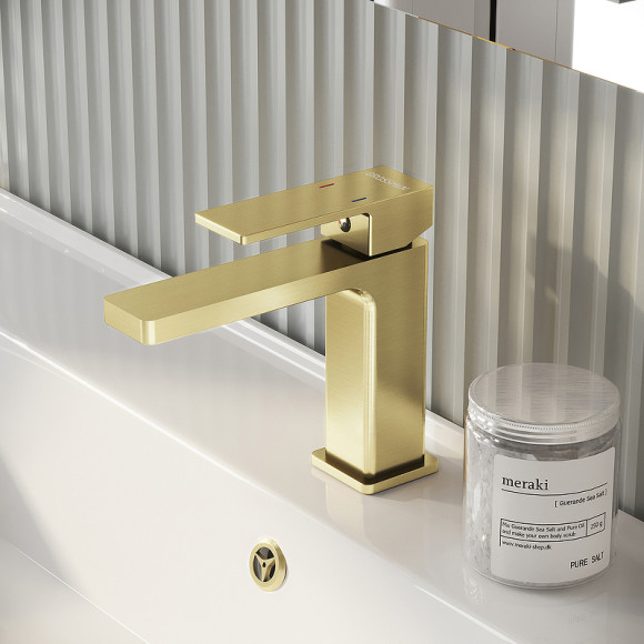 Смеситель для раковины Grossman Style 510.K35.05.320 Золото брашированное Смеситель для раковины Grossman Style 510.K35.05.320 Золото брашированное