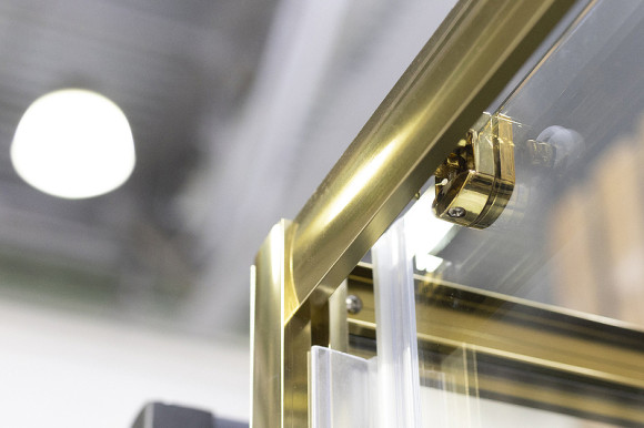 Душевая дверь Niagara Nova 90 NG-42-9AG профиль Холодное золото стекло прозрачное Душевая дверь Niagara Nova 90 NG-42-9AG профиль Холодное золото стекло прозрачное