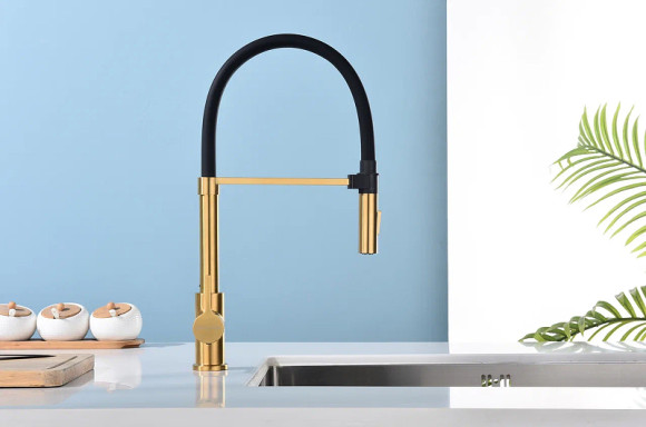 Смеситель для кухни Paulmark Halt Ha214021-BG Брашированное золото