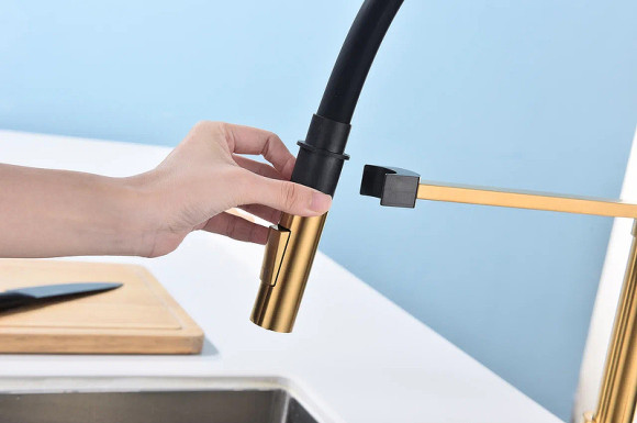 Смеситель для кухни Paulmark Halt Ha214021-BG Брашированное золото