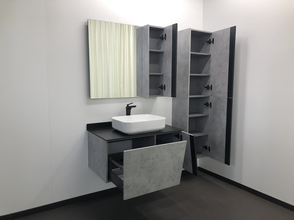 Зеркало со шкафом Comforty Эдинбург 90 00004147981 Бетон светлый Зеркало со шкафом Comforty Эдинбург 90 00004147981 Бетон светлый