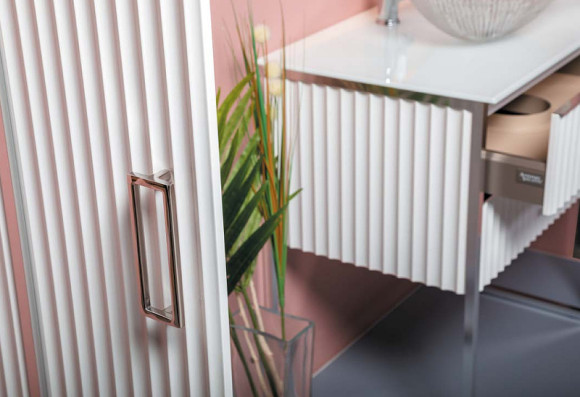 Шкаф пенал Boheme Armadi Art Monaco 35 868-WCR подвесной Белый глянец Хром Шкаф пенал Boheme Armadi Art Monaco 35 868-WCR подвесной Белый глянец Хром