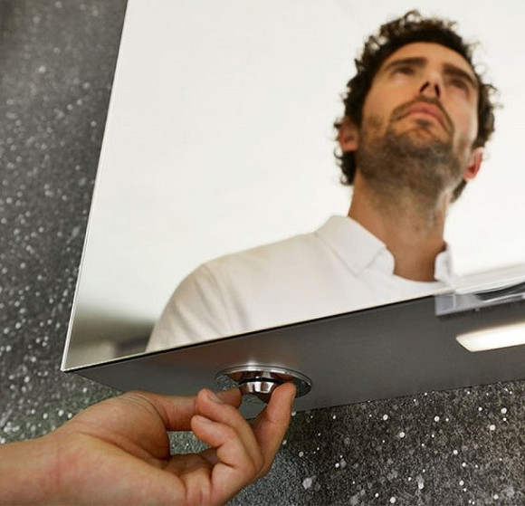 Зеркальный шкаф Keuco Royal 15 50 L 14401171201 с подсветкой Алюминий