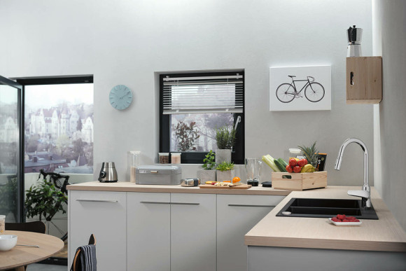 Смеситель для кухни Hansgrohe Focus M42 71800000 Хром Смеситель для кухни Hansgrohe Focus M42 71800000 Хром