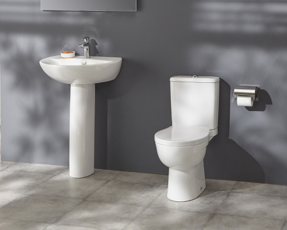 Унитаз компакт Jacob Delafon Patio UJV102-00 без бачка и сиденья Унитаз компакт Jacob Delafon Patio UJV102-00 без бачка и сиденья