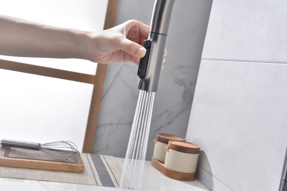 Смеситель для кухни Paulmark Universal Un213880-GM Вороненая сталь Смеситель для кухни Paulmark Universal Un213880-GM Вороненая сталь