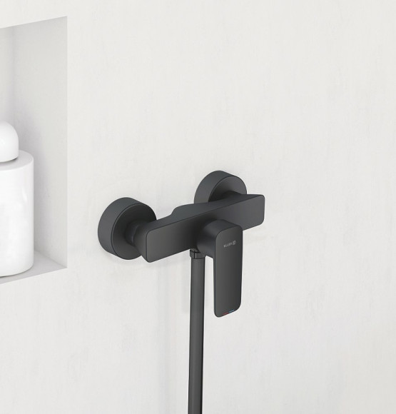 Смеситель для душа Kludi Pure Style 408413975 Черный матовый Смеситель для душа Kludi Pure Style 408413975 Черный матовый