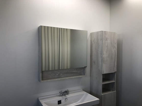 Зеркальный шкаф Comforty Никосия 80 00004138838 Дуб белый Зеркальный шкаф Comforty Никосия 80 00004138838 Дуб белый